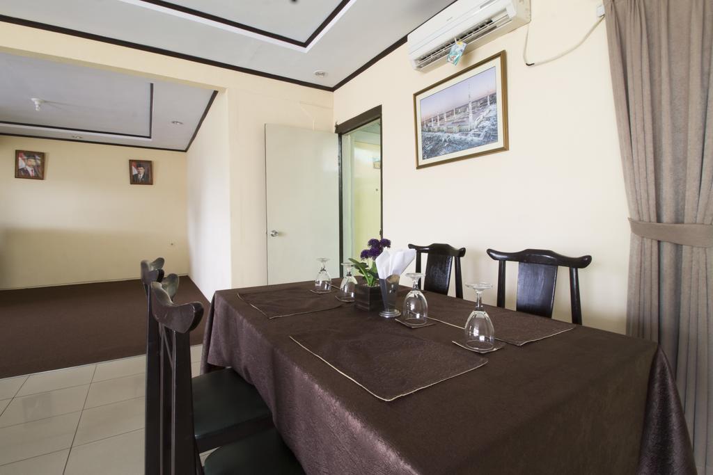 Reddoorz @ Klender Jacarta Exterior foto