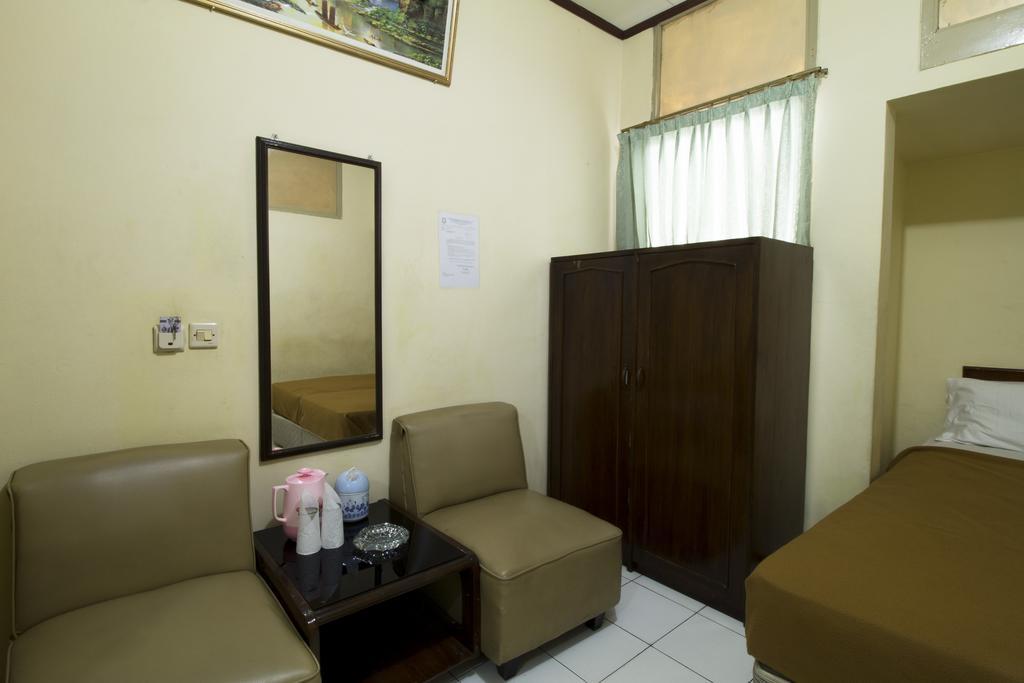 Reddoorz @ Klender Jacarta Exterior foto